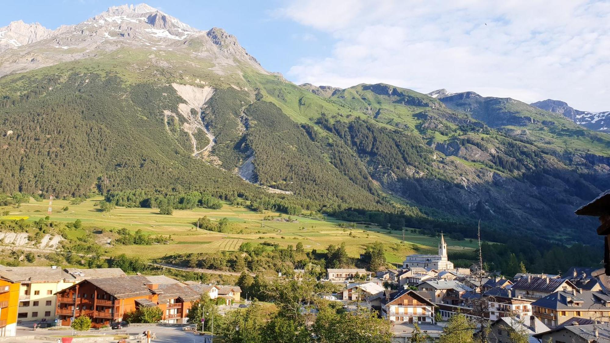 Aux Portes Du Parc National De La Vanoise Appartement Termignon Val Cenis Avec Wifi Exterior photo